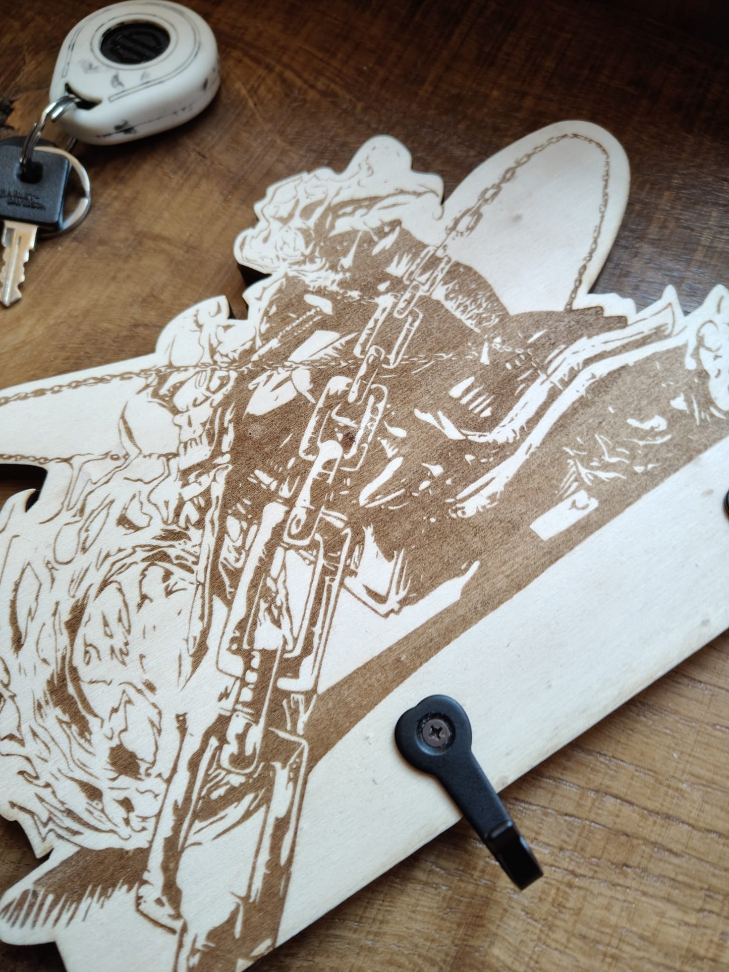 Portachiavi ispirato Ghost Rider – Incisione Laser Artigianale per Biker & Fan Marvel