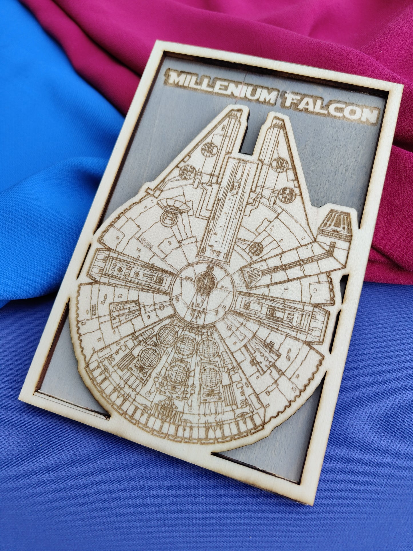 Quadretto Millenium Falcon Star Wars in Legno
