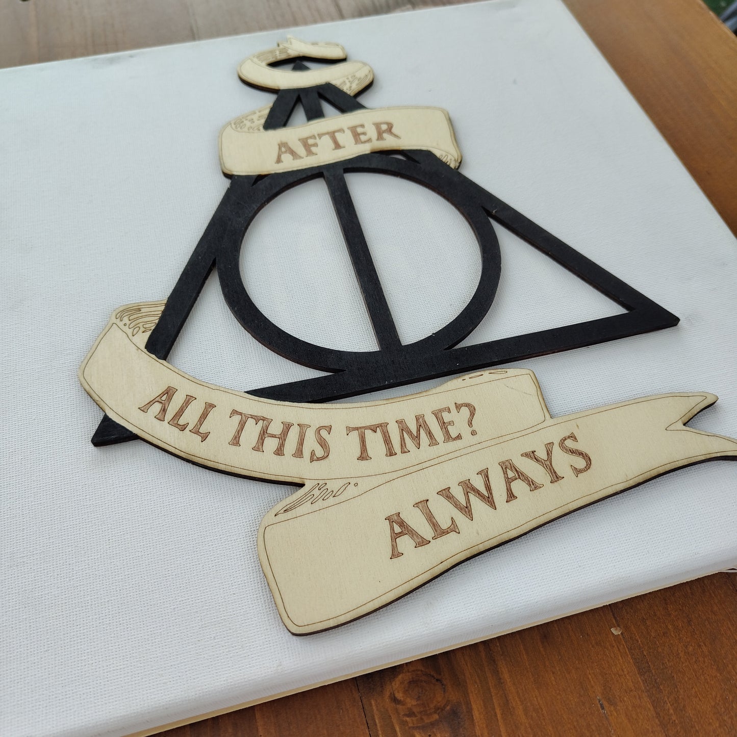 Quadretto Harry Potter retroilluminato con Doni della Morte e “Always”