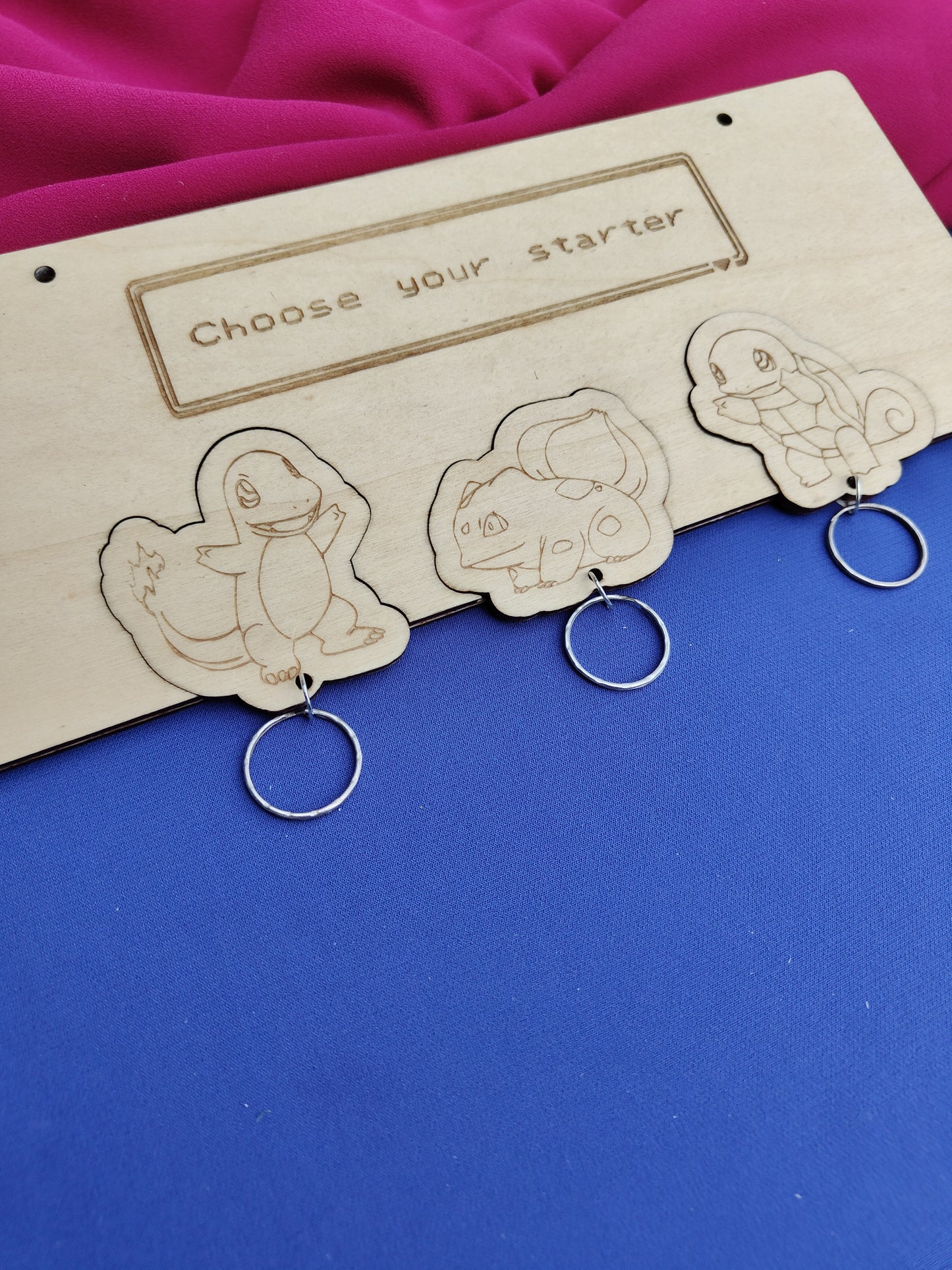 Portachiavi Personalizzato in Legno – Tema Pokémon Starter