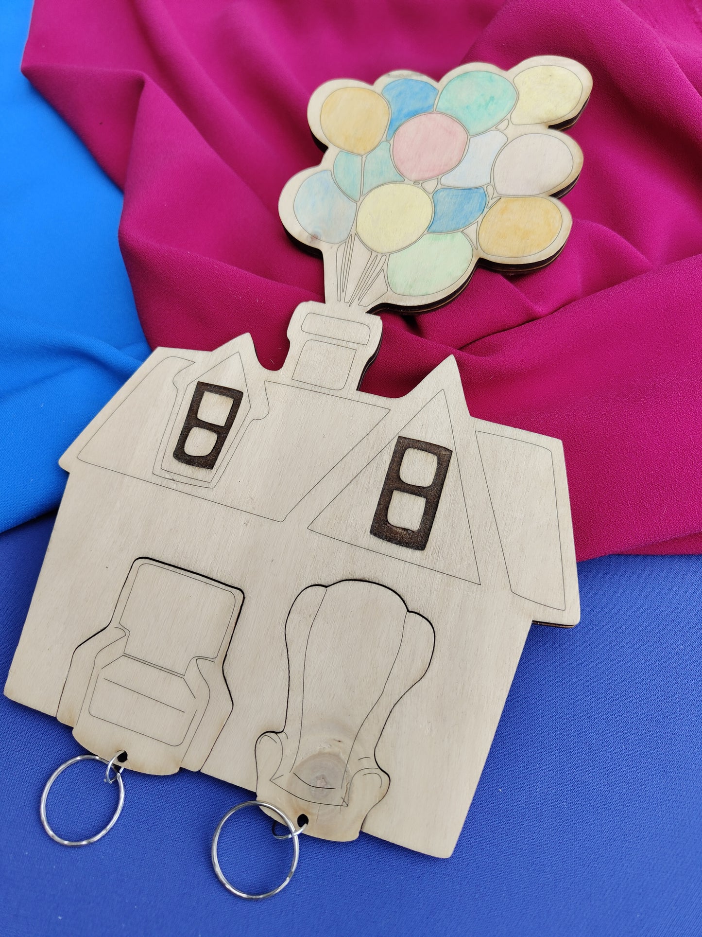 Portachiavi Personalizzato in Legno – Tema UP | Casa con Palloncini