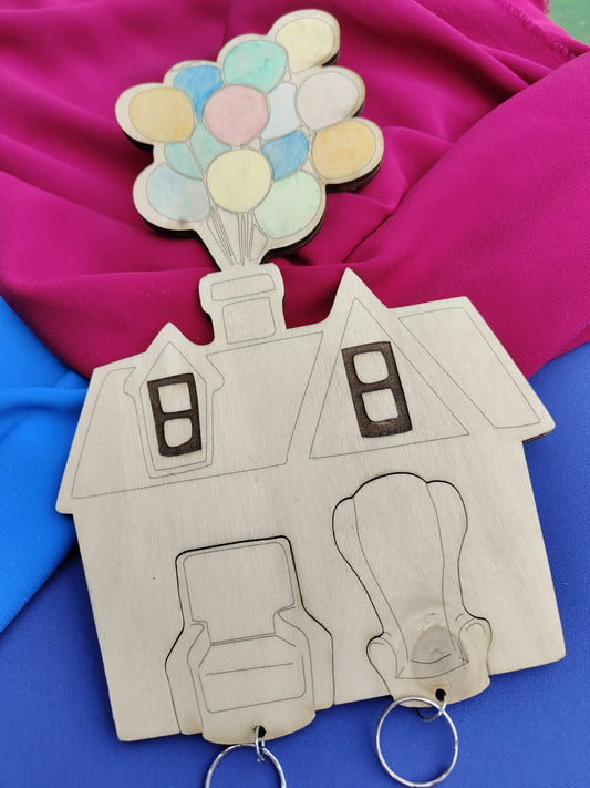 Portachiavi Personalizzato in Legno – Tema UP | Casa con Palloncini