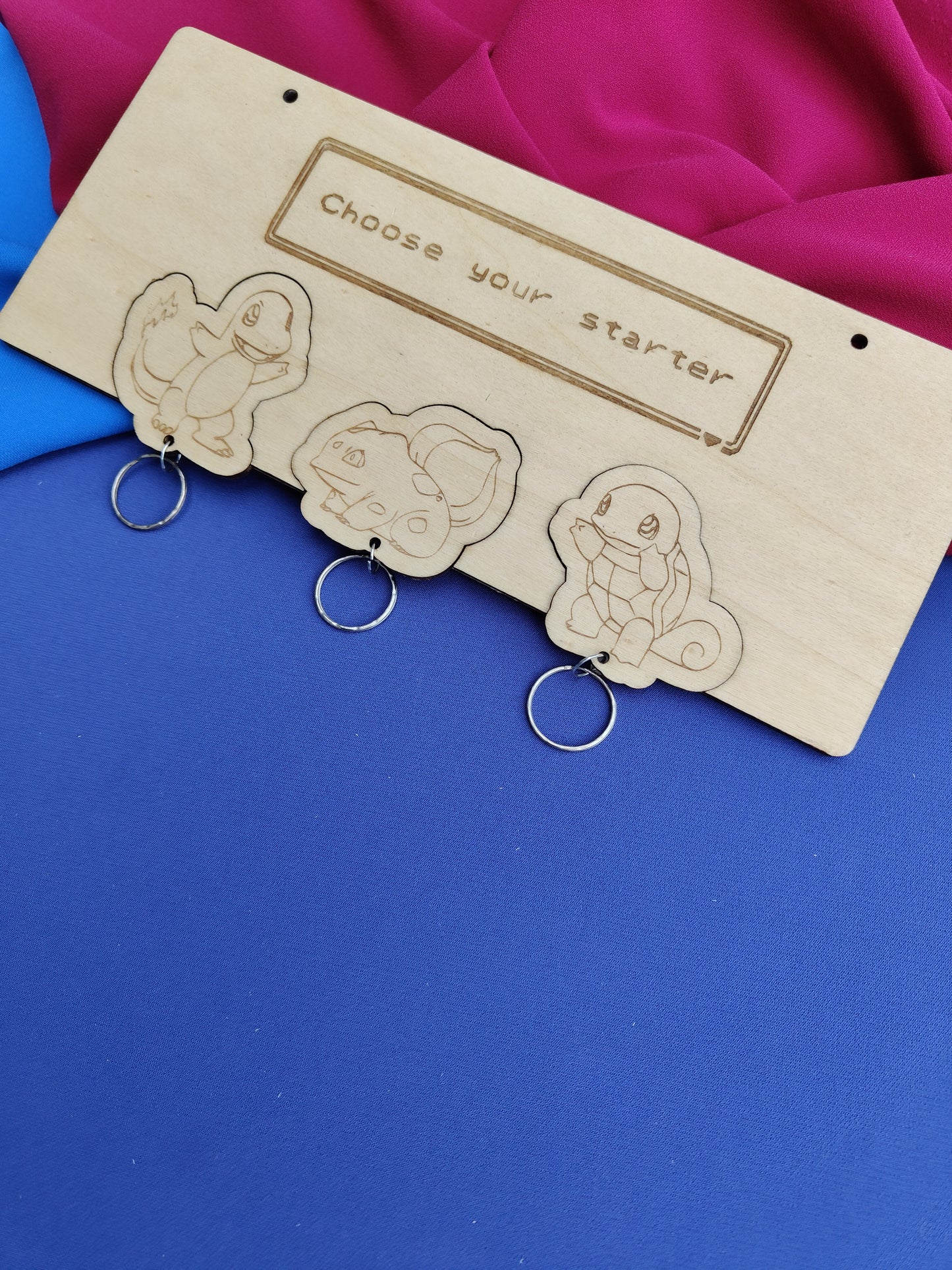 Portachiavi Personalizzato in Legno – Tema Pokémon Starter